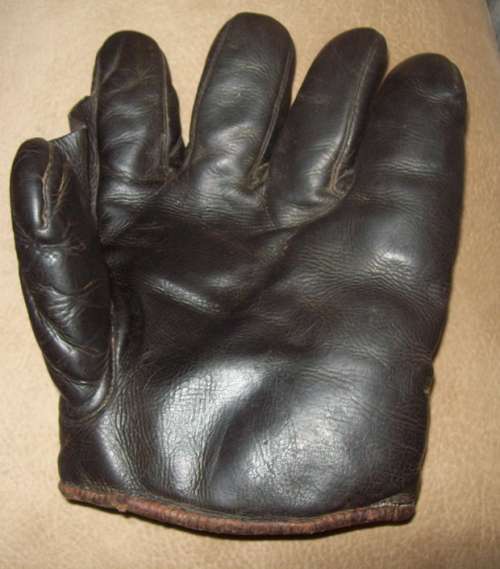 c. 1910 Buckle Back Full Web Front